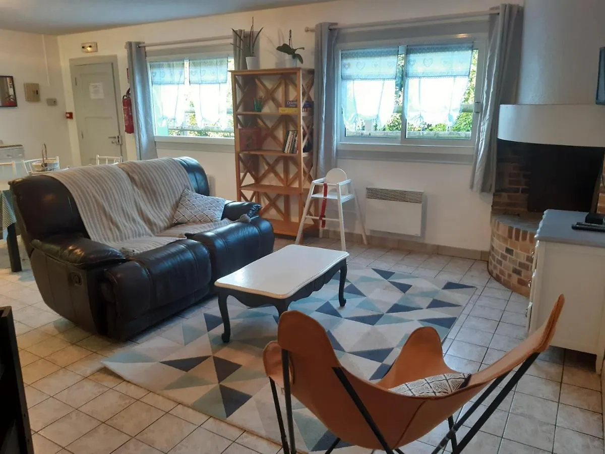 Apartment Gite La Taniere Le Jersey Moidrey France